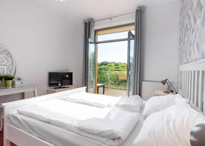 Kolobrzegu 60 Premium Floor Taras Od Strony Parku 1 Min Do Plazy Widok Na Morze Apartment